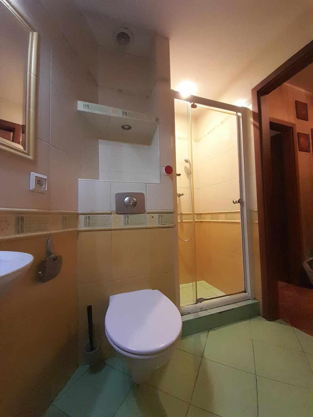 Apartamento ,mieszkanie ,2 Pokoje,duzy Taras,parking